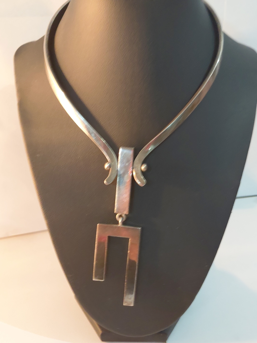 Modern Geometric Silver-Tone Collar Necklace